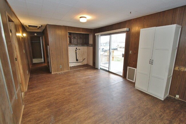 Building Photo - 1500 Boise Ave