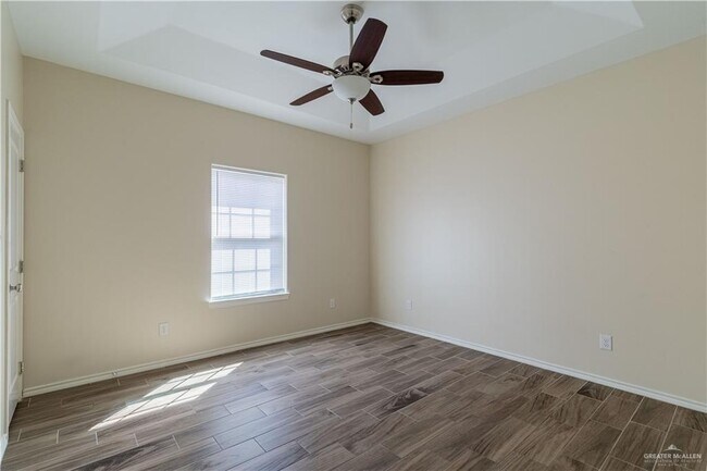 Building Photo - 14 Teague Ave