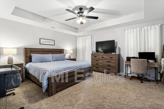 Building Photo - 491 Kinslow Ct