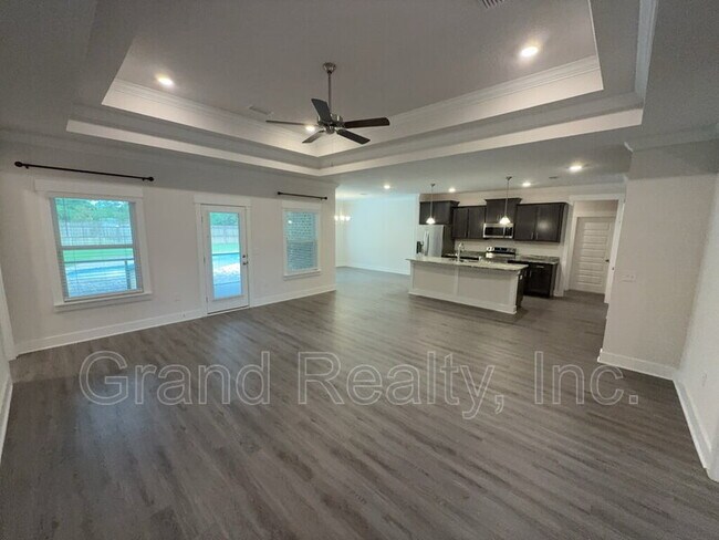 Building Photo - 5963 Cherry Hill Cir