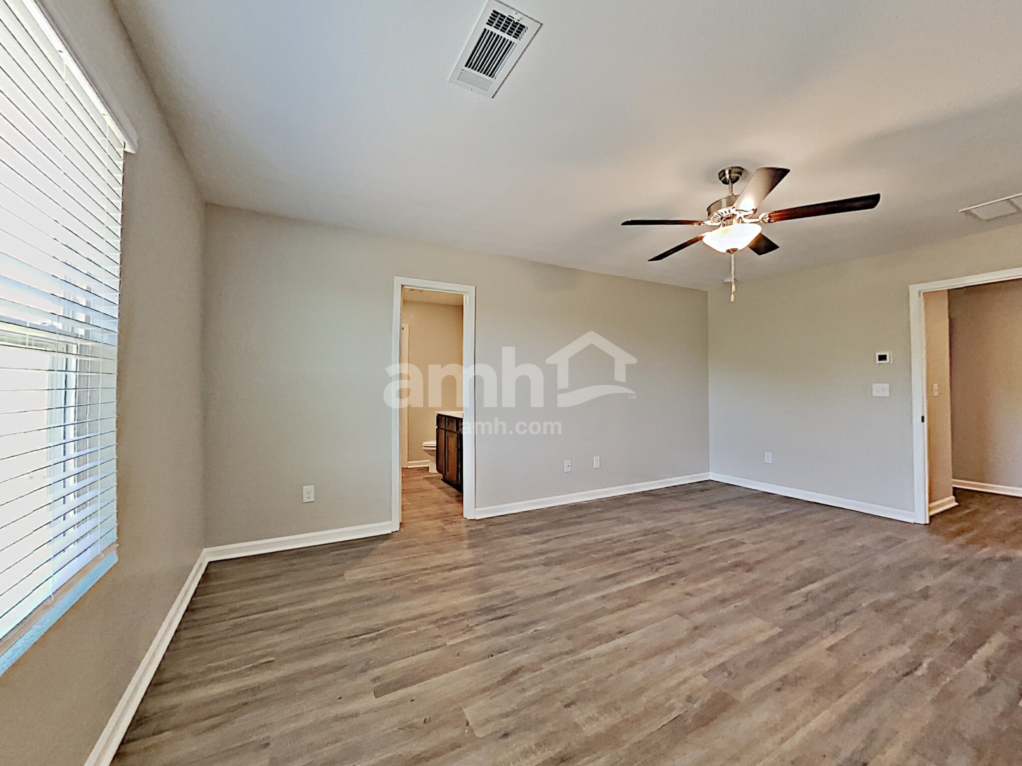 Building Photo - 3430 Ridge HillPkwy