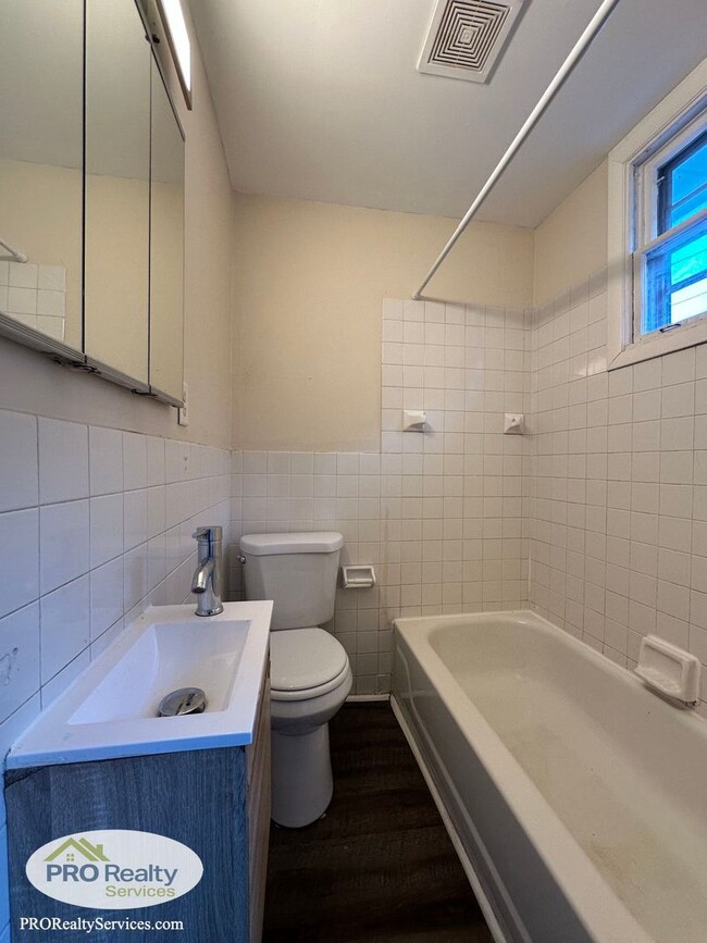 Building Photo - 761-763 Blair Ave