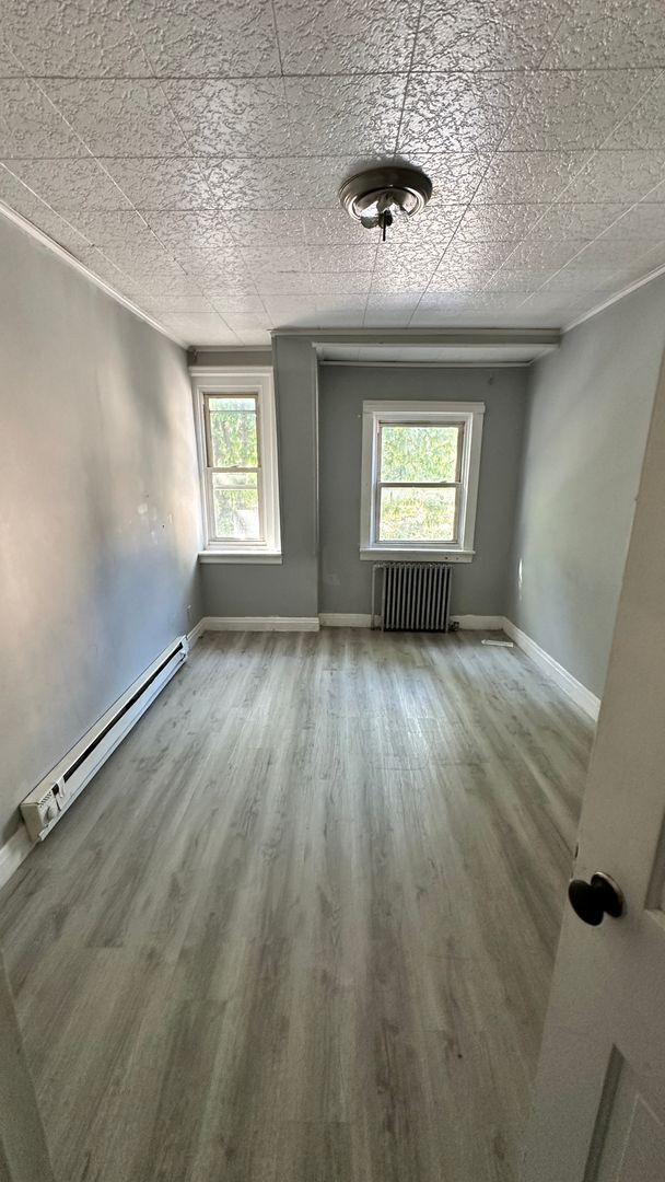 Building Photo - 245 N 4th St