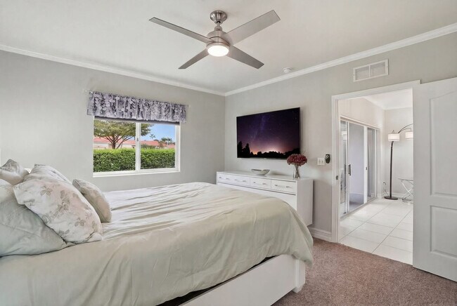 Building Photo - 7831 Regal Heron Cir