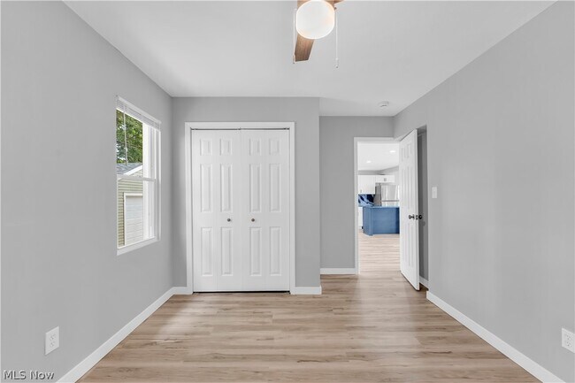 Building Photo - 4603 W 58th St