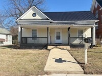 Building Photo - 3 Bedroom, 1 Bathroom House in Reidsville!