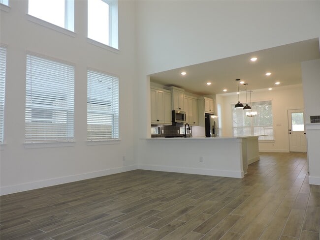 Building Photo - 12853 Meadow Wind Wy