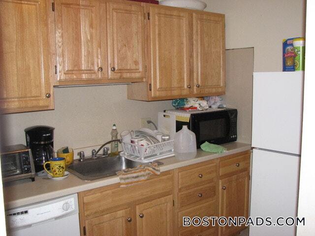 Building Photo - 66 Homer Ave