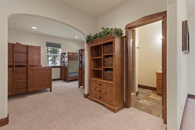 Building Photo - "Luxurious 3-Bed Sanctuary in Breckenridge...