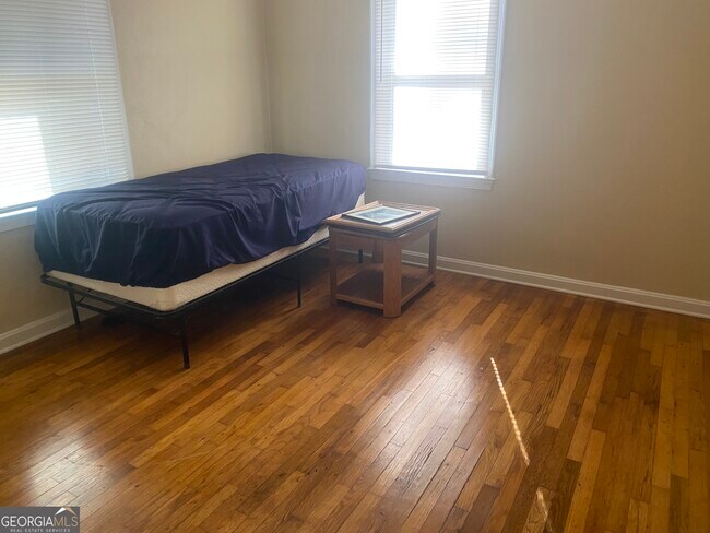 Building Photo - 155 Mimosa Dr