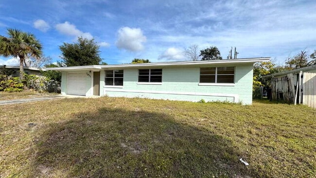 Building Photo - 1037 Berkshire Rd