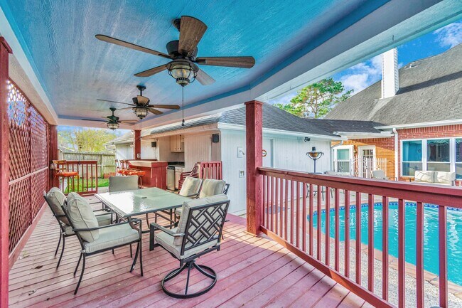 Building Photo - 19722 Cherry Oaks Ln