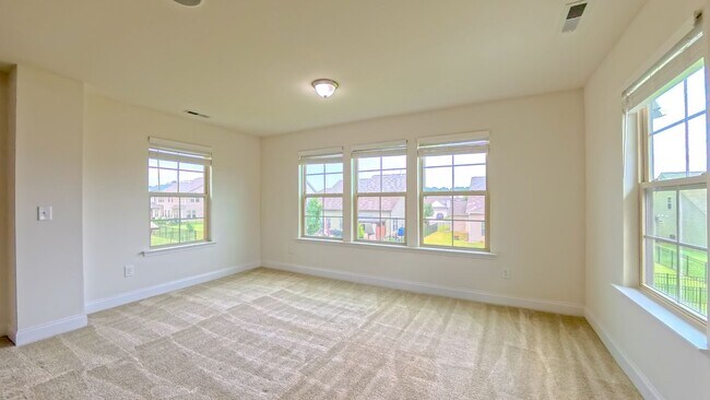 Building Photo - Beautiful Home in Mebane
