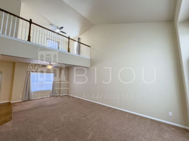 Building Photo - 9647 Carnival Ln