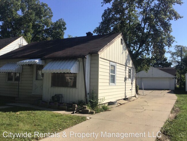 Building Photo - 2 br, 1 bath House - 5166 N 63rd St.