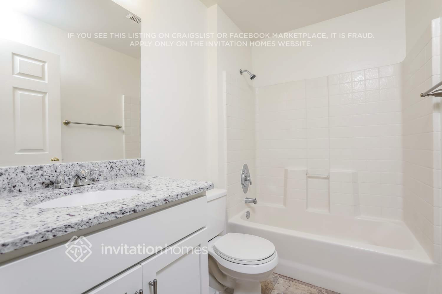 Building Photo - 809 Delfino Pl