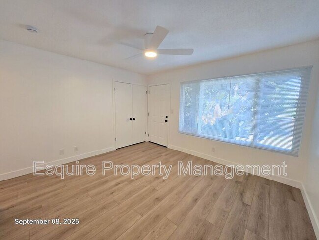 Building Photo - 241 Chester Way