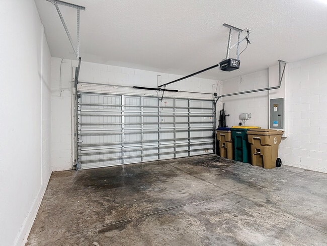 Building Photo - 5103 Appenine Loop W