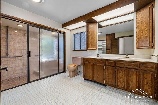 Building Photo - 2609 Fir Park Way