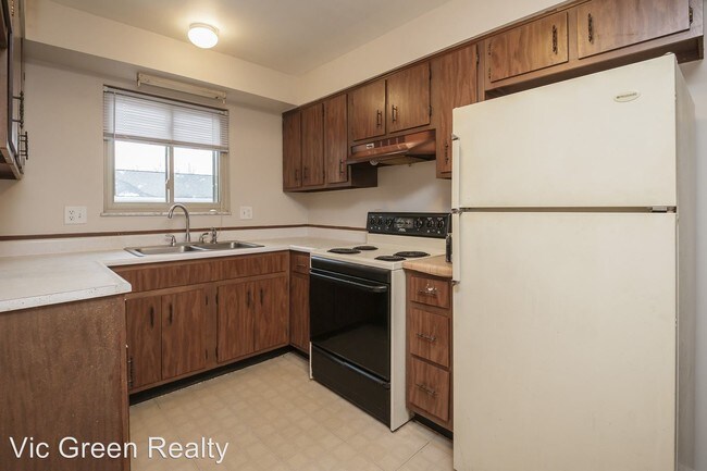 Building Photo - 4800 Frederick Pike