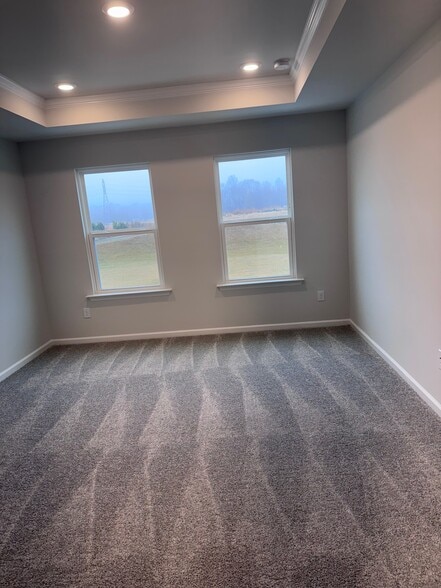 Building Photo - 3435 Pilot Mill Dr