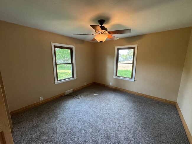 Building Photo - Affordable Colona Home With 2-Car Garage and Spacious Yard!