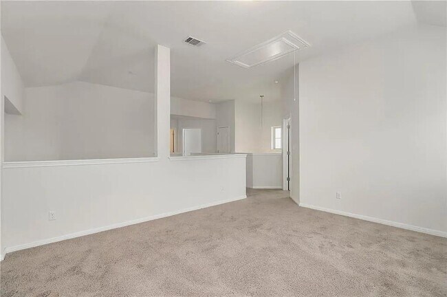 Building Photo - 541 Palmilla St