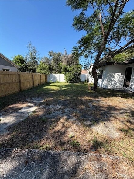 Building Photo - 4231 E Curtis St