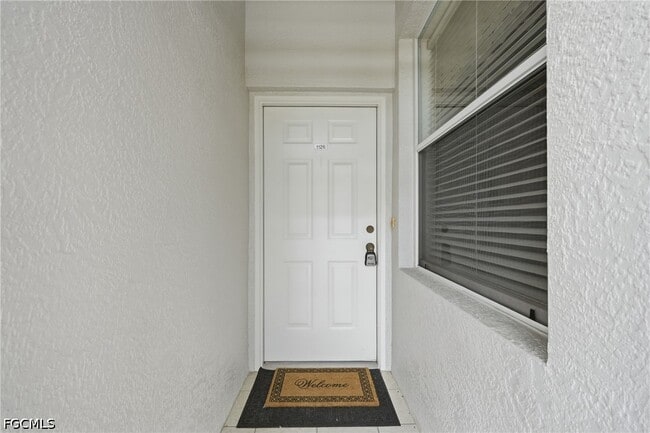 Building Photo - 10480 Washingtonia Palm Way