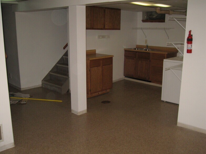 Building Photo - 115 Grandview Dr