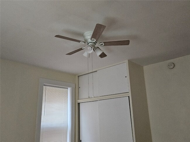 Building Photo - 3807 Potomac St