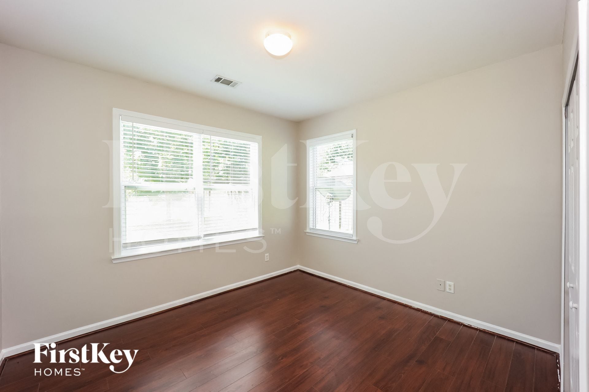 Building Photo - 7297 Basalt Dr