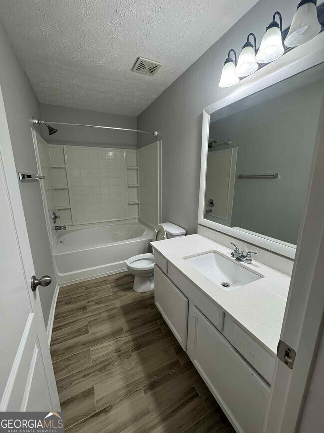 Building Photo - 355 Magnolia Gardens Walk