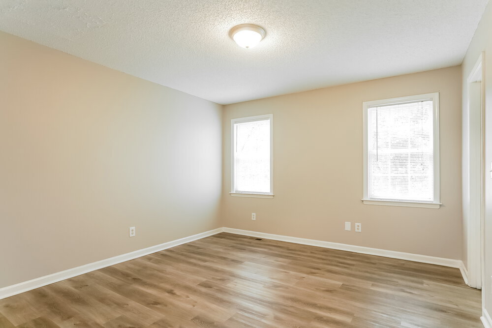 Building Photo - 185 Jared Dr