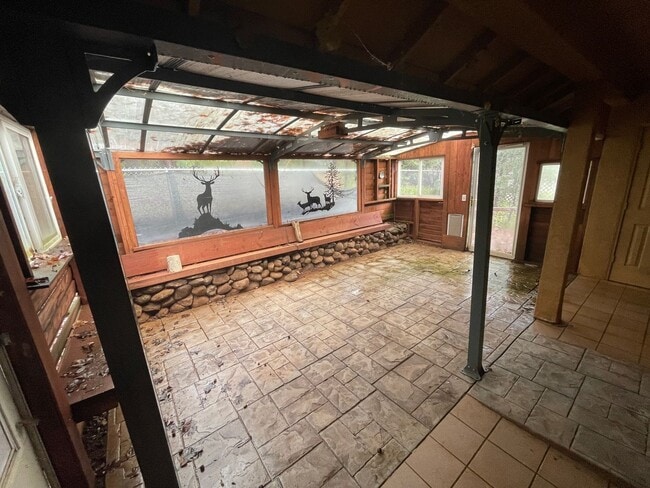 Building Photo - Magalia 3 bedroom 2 bath home, attached garage, low maintenance yard, california room