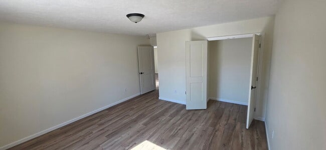 Building Photo - 715 N 35th St