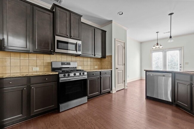 Building Photo - 5155 Roseman Trail