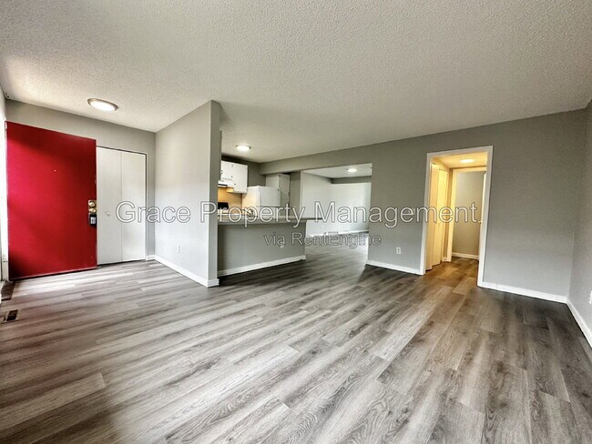 Building Photo - 15670 E Mexico Ave