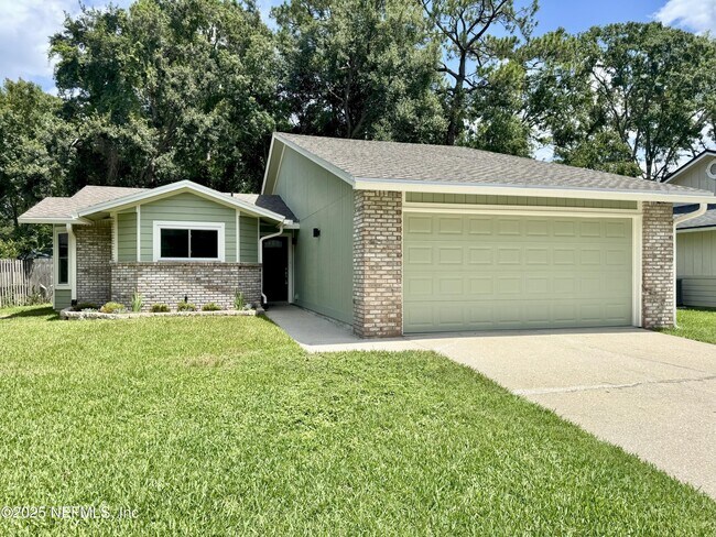 Primary Photo - 3625 Lumberjack Way