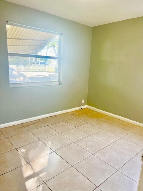 Building Photo - 2005 Beautiful Ave