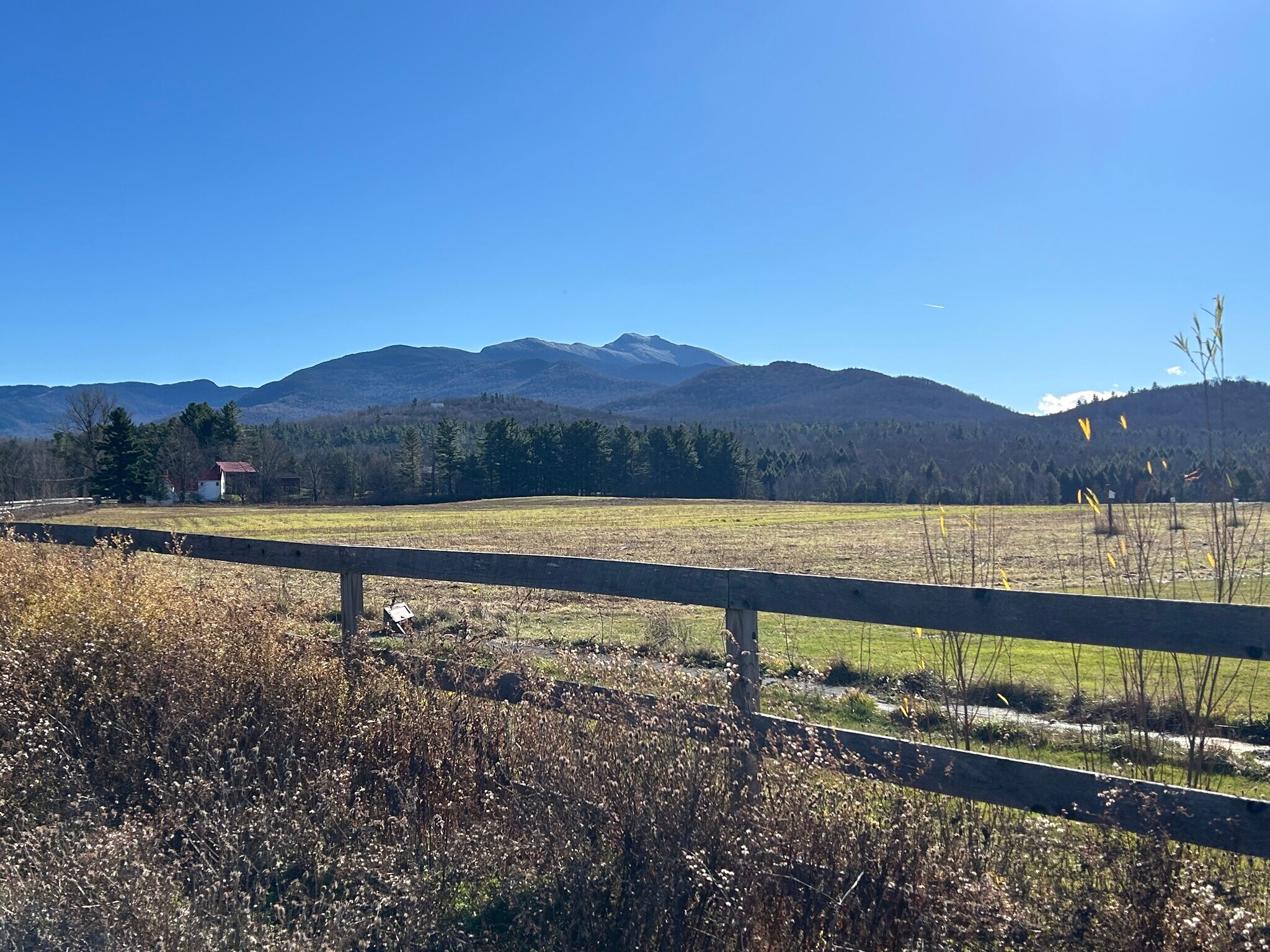 View from front of building - 18 Notch Glen Dr