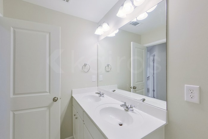 Building Photo - 7064 Foggy River Dr