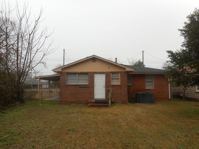 Building Photo - 3 Bedroom 1 Bath Downtown Augusta