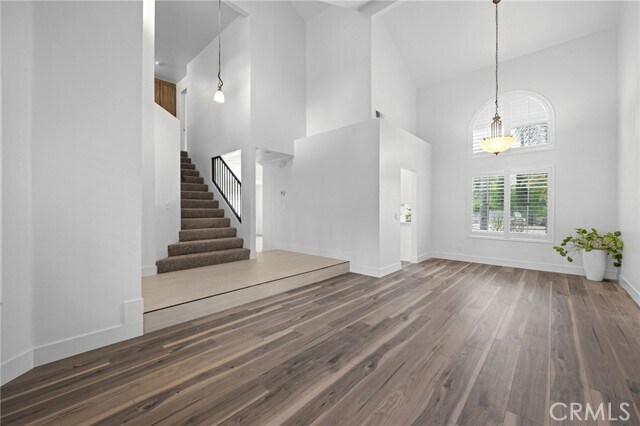 Building Photo - 2982 La Vista Ave