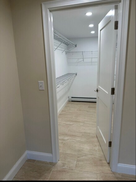 Building Photo - 11 Cunningham Rd