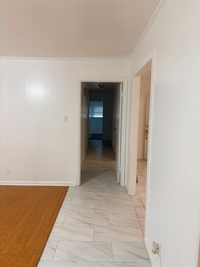 Building Photo - 4110 Wuthering Heights Dr