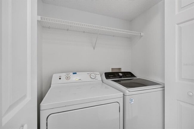 Building Photo - 4110 Waterside Island Ct
