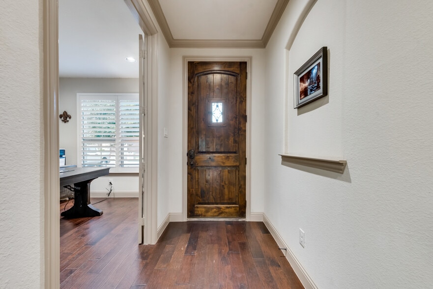 Building Photo - 2129 Portwood Way