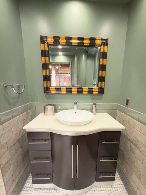 Building Photo - 1101 Lucas Ave