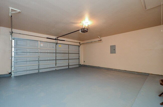 Building Photo - 14410 Pelican Marsh Dr
